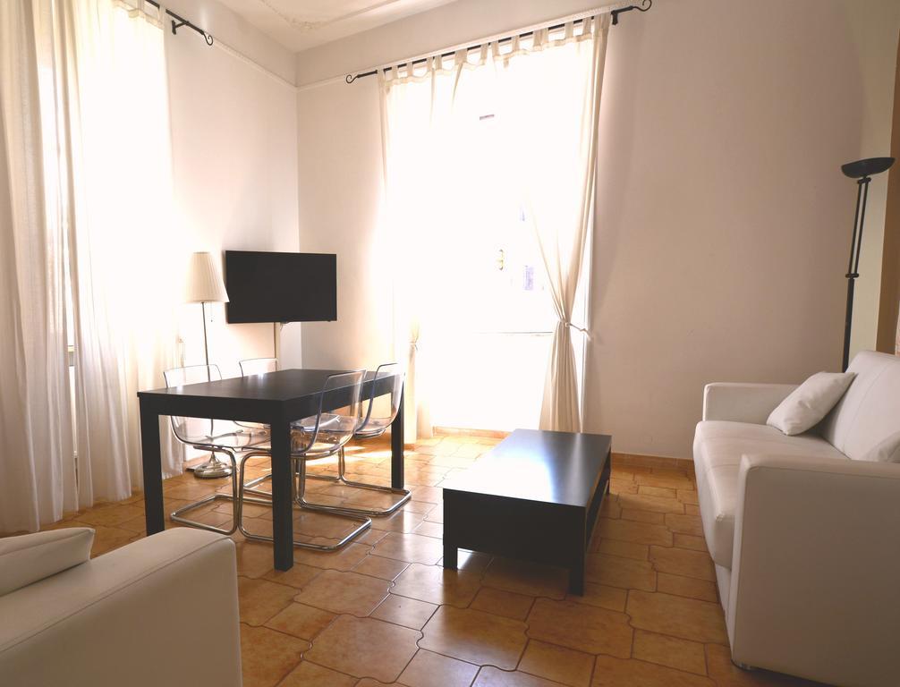 Luxury White House Roma